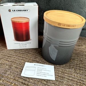 RARE Le Creuset oyster cannister